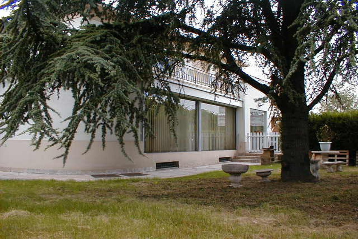 Pavillon avec Terrasse